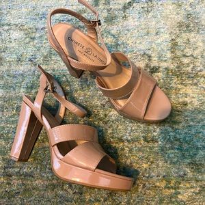 Chinese Laundry nude shoes size 10